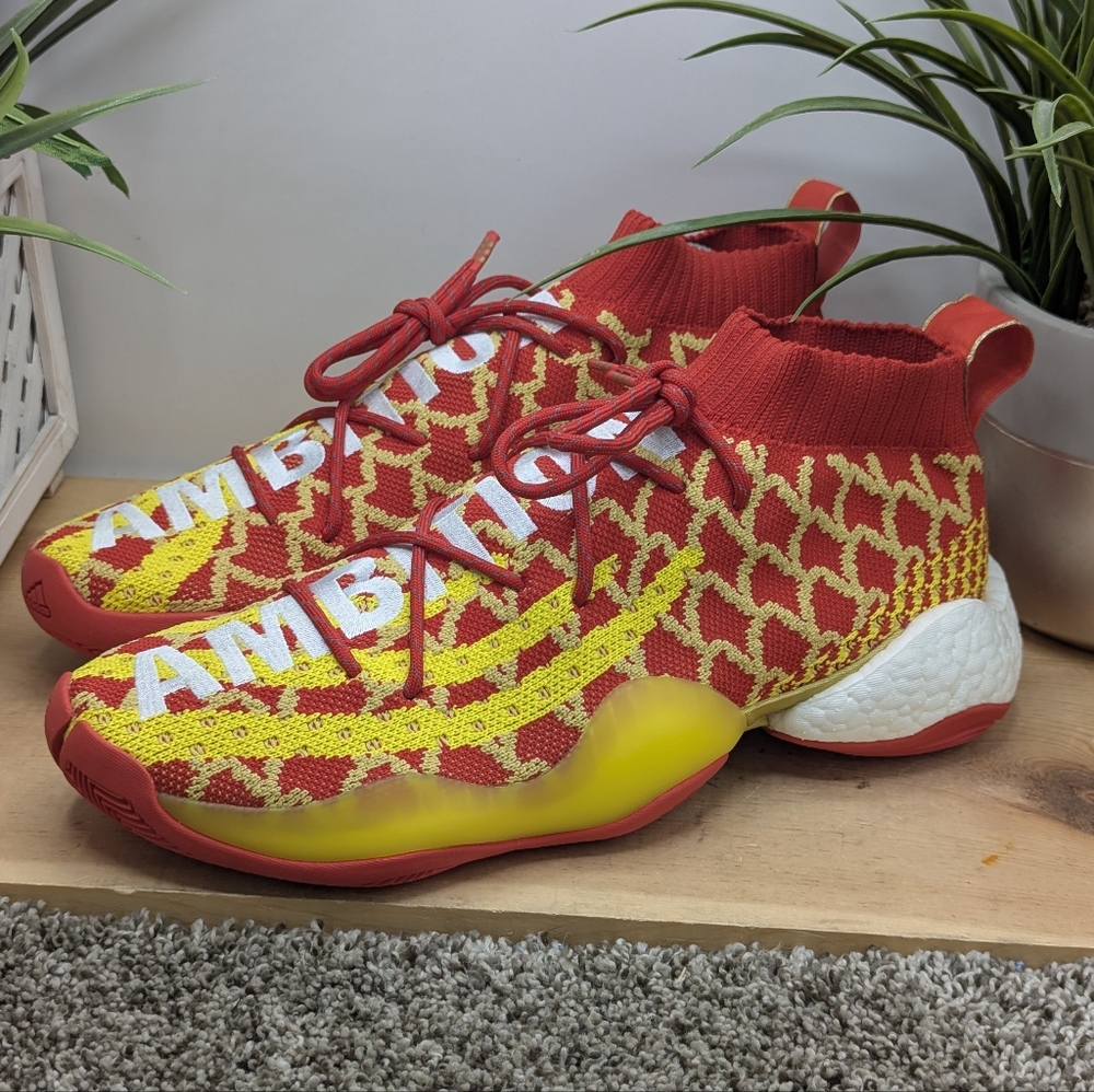 NEW - Size 11 - adidas Pharrell x Crazy BYW Chinese New Year Mens Running Shoes
